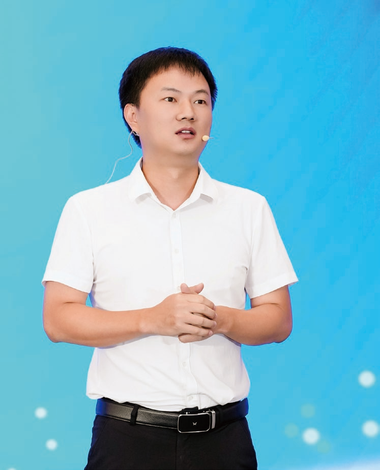 开云体育网址-讲述 | 点燃村超的人：一场球赛带火一座城，5亿流量背后的男人